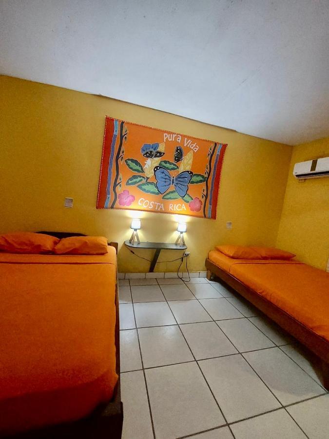 Hotel Aurora Montezuma Extérieur photo